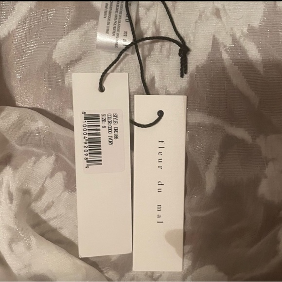 Fleur du Mal Gardenia Lace Robe NWT - Picture 5 of 7